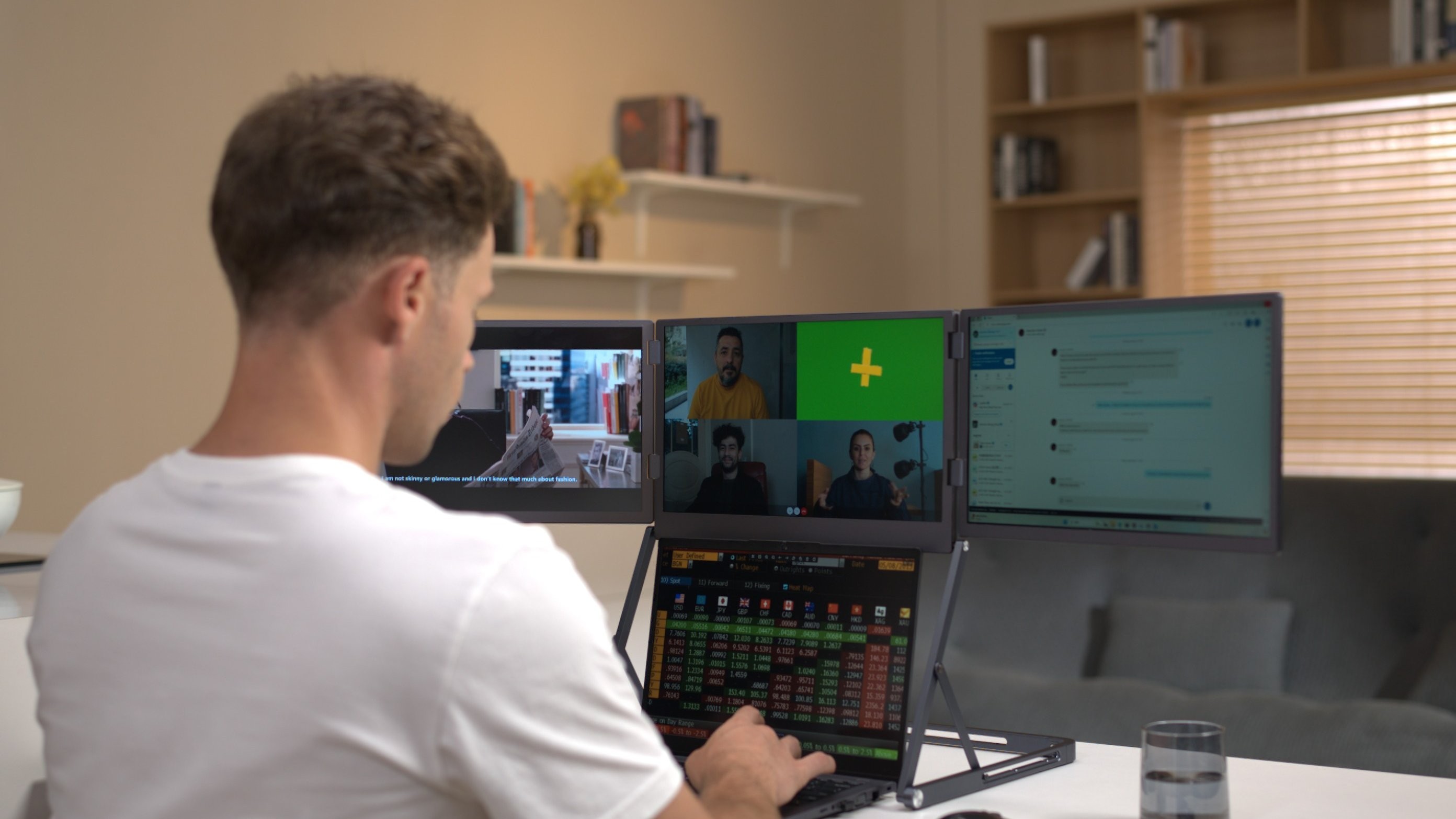 [4 screens unfold in 10 seconds] The moment it unfolds your work speed explodes!