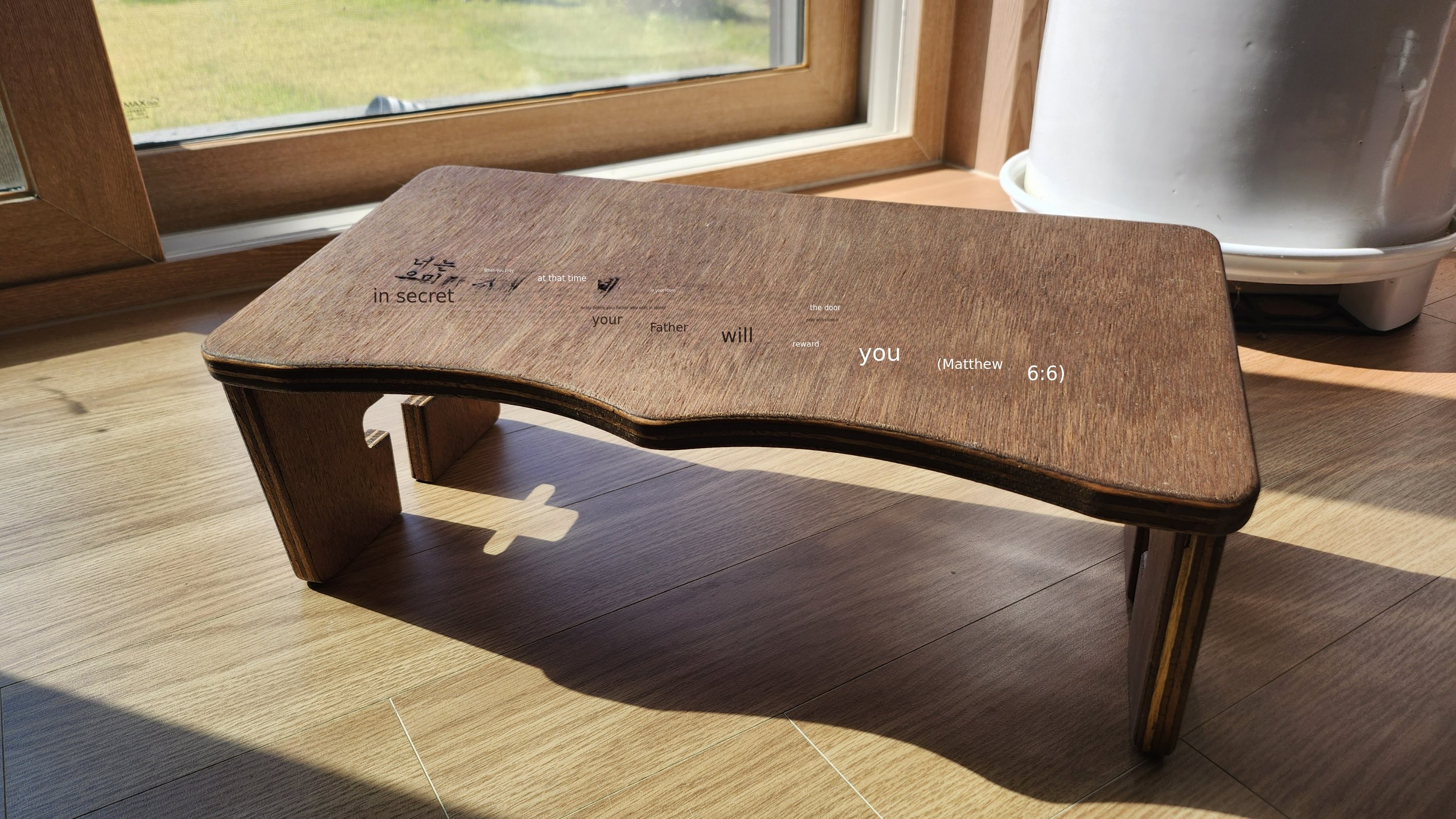 Beautifully designed prayer stool that keeps your legs comfortable even when kneeling