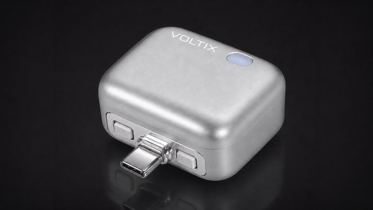 Fully charged then a smart click! Battery-guarding Bodyguard CellGuard