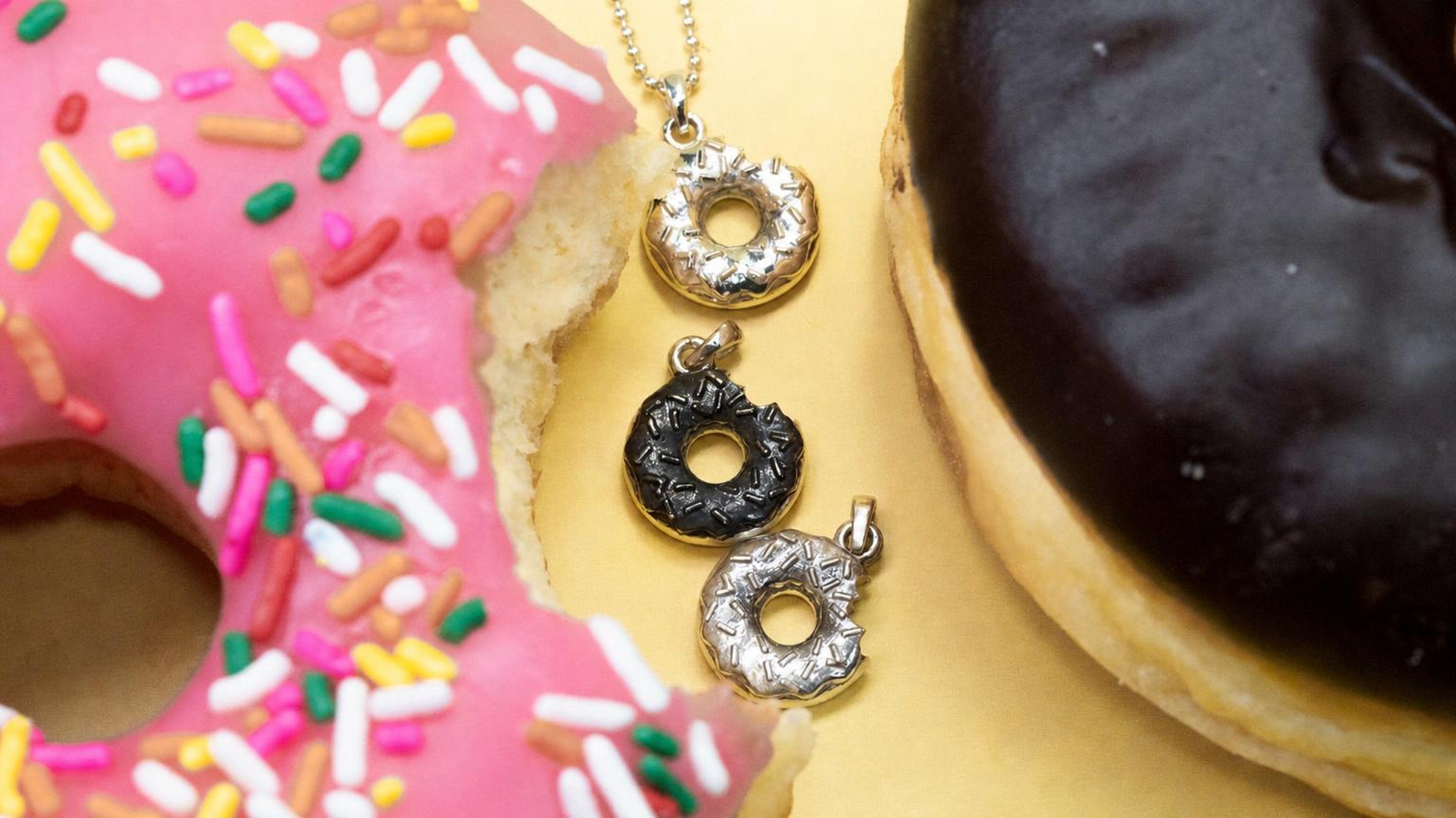 [Handmade in Korea] Solid Silver 925 Donut Ball Chain Necklace
