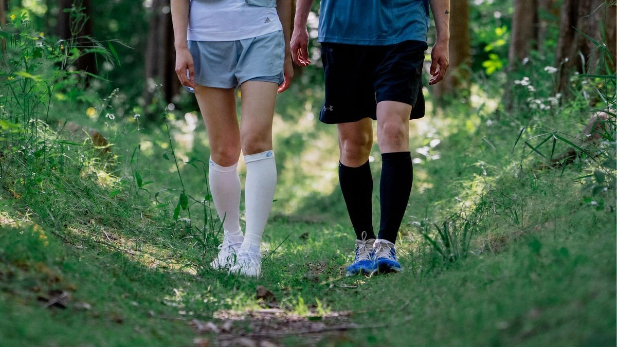 [Post-Workout Relief] Instant Cooling Compression with Taping Massage Design