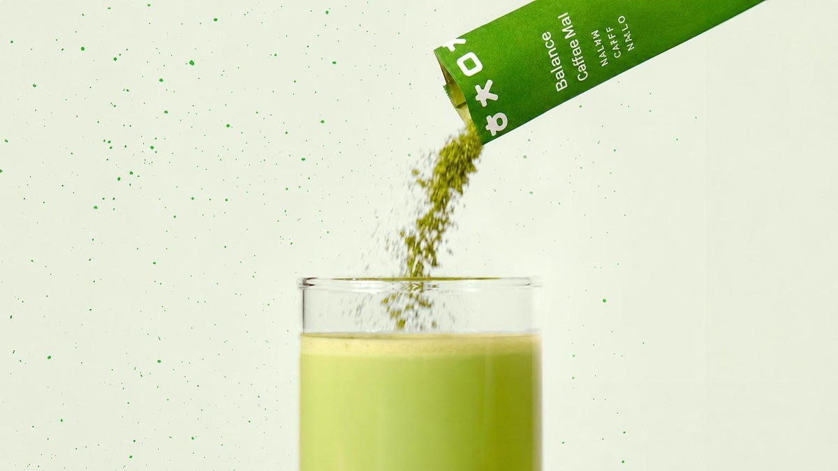 70 Years of Expertise in a Balanced Matcha Latte with Caffeine and Theanine