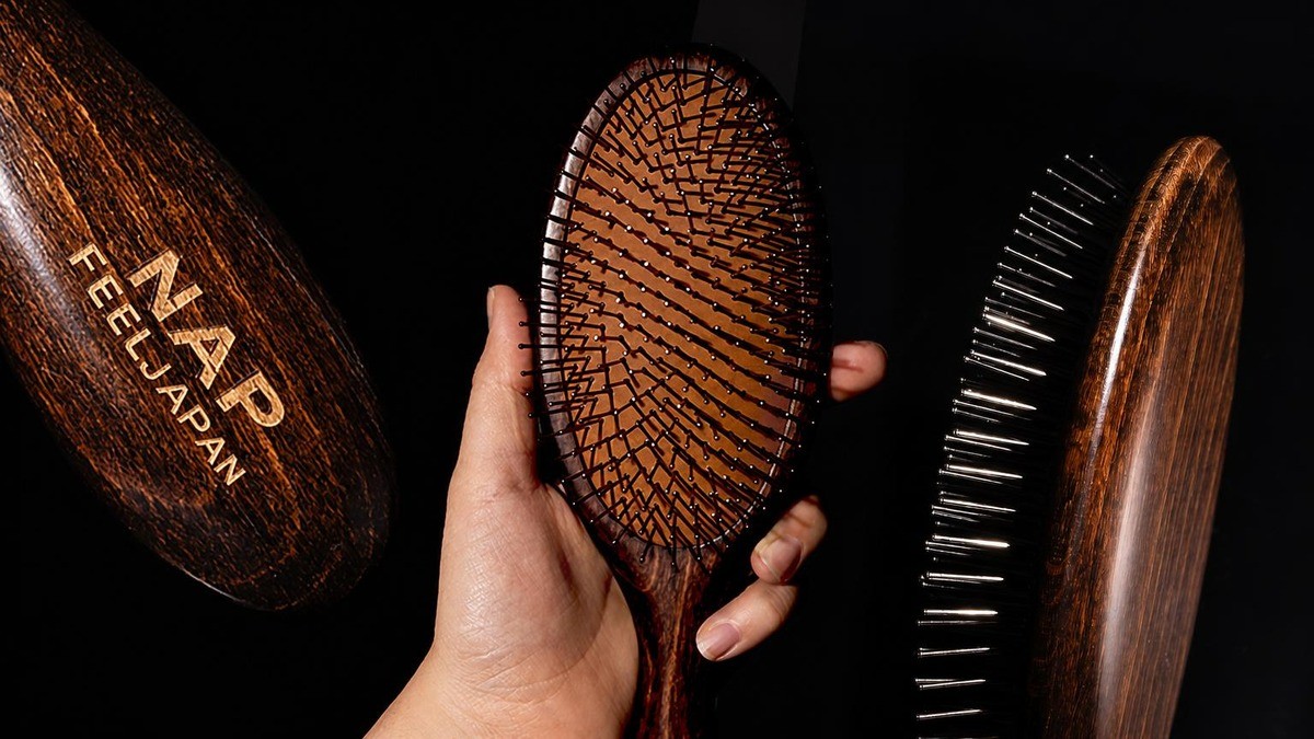 [4th Encore] Japan’s #1 Beauty Tool! Titanium Cooling Brush Drops Scalp Heat by 5℃